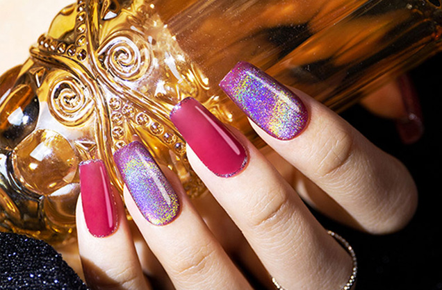 Úsáid olaí feidhmiúla éagsúla manicure